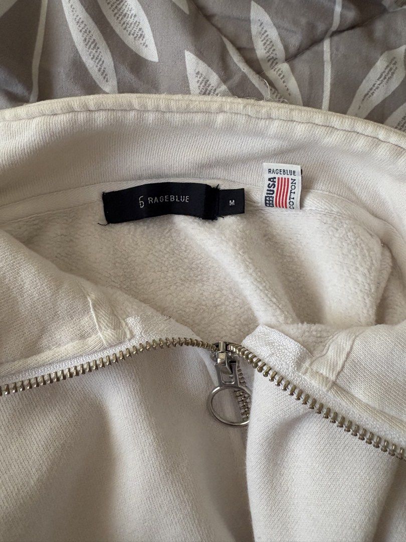 Rageblue White Half-Zip Sweatshirt | L25 W21 (Category: Vests) located in Baguio. Submitted by wandering_trader (Listing ID 1459577162, Image 3). Description: Length: 25 Width/Pit-to-Pit: 21 Shoulder: 21 Sleeve: 21 Condition: 8/10; faded stains slightly visible .