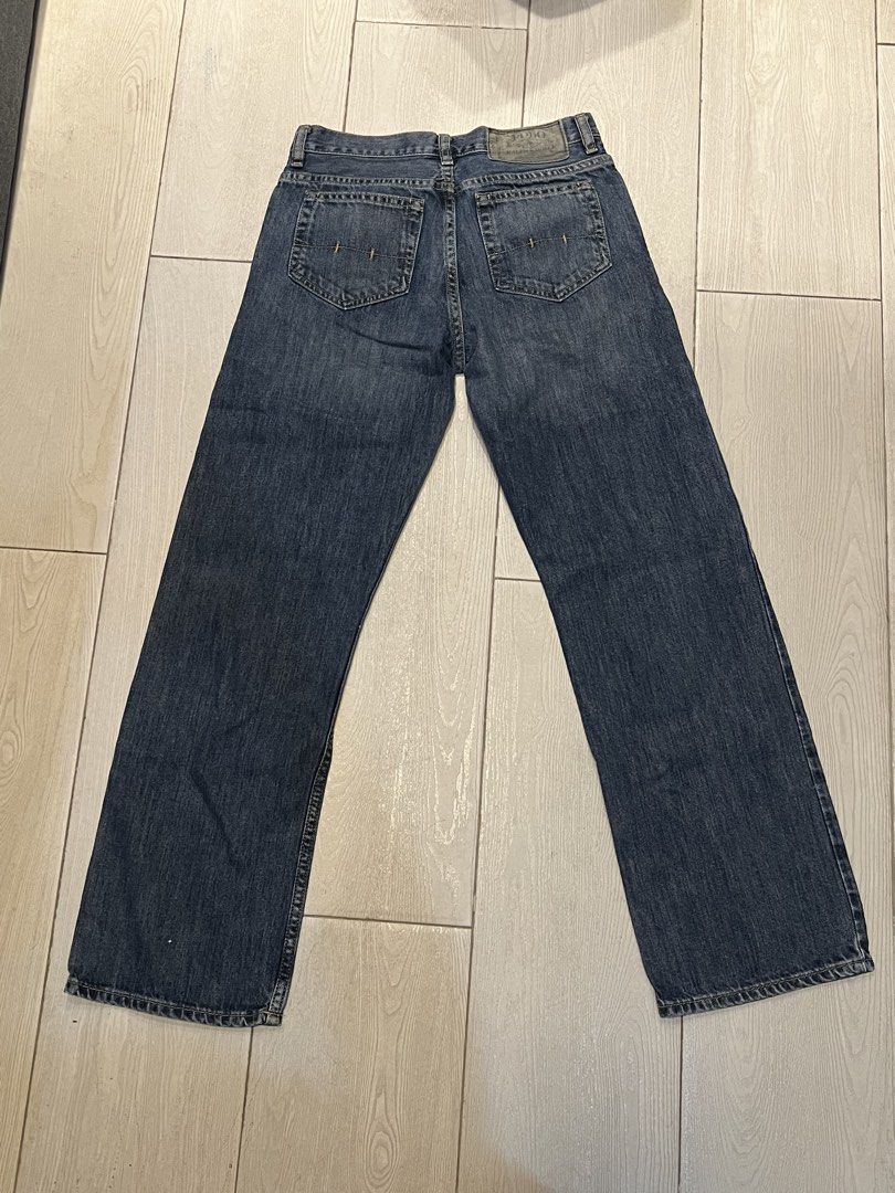 Ralph Lauren Straight Cut Jeans Vintage (Category: Jeans) located in Cavite. Submitted by ezekielblack (Listing ID 1459538739, Image 3). Description: W 28 L 39 in Leg Opening 8 in.