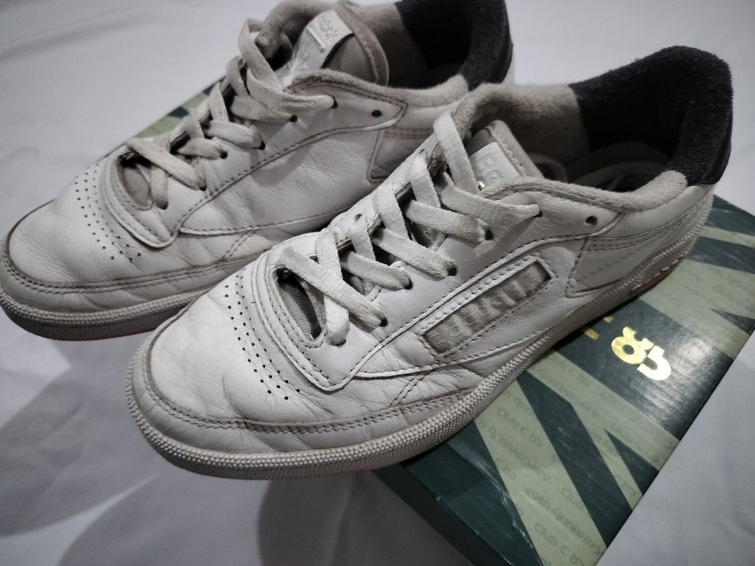 Reebok C85 Vintage 40th Anniversary Edition (Category: Sneakers) located in Baguio. Submitted by nnthnnth (Listing ID 1459603664, Image 1). Description: PM for more inquiries 🔥 Price is negotiable for sure buyers. All details.