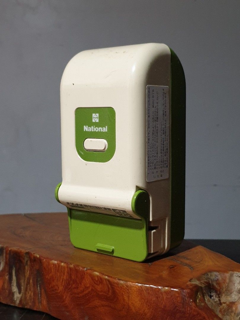 Retro National Knife Sharpener Electric 110V (Category: Knives & Chopping Boards) located in Las Pinas. Submitted by oldsthetics (Listing ID 1459580427, Image 3). Description: Retro National Knife Sharpener Electric 110V Compact electric/motorized kitchen knife sharpener Brand: National (now Panasonic) Model: KJ-25k Origin: Made in Japan Power: 100- 110V Built in cord/plug Working condition Like new - old stolck This is a vintage item May have im