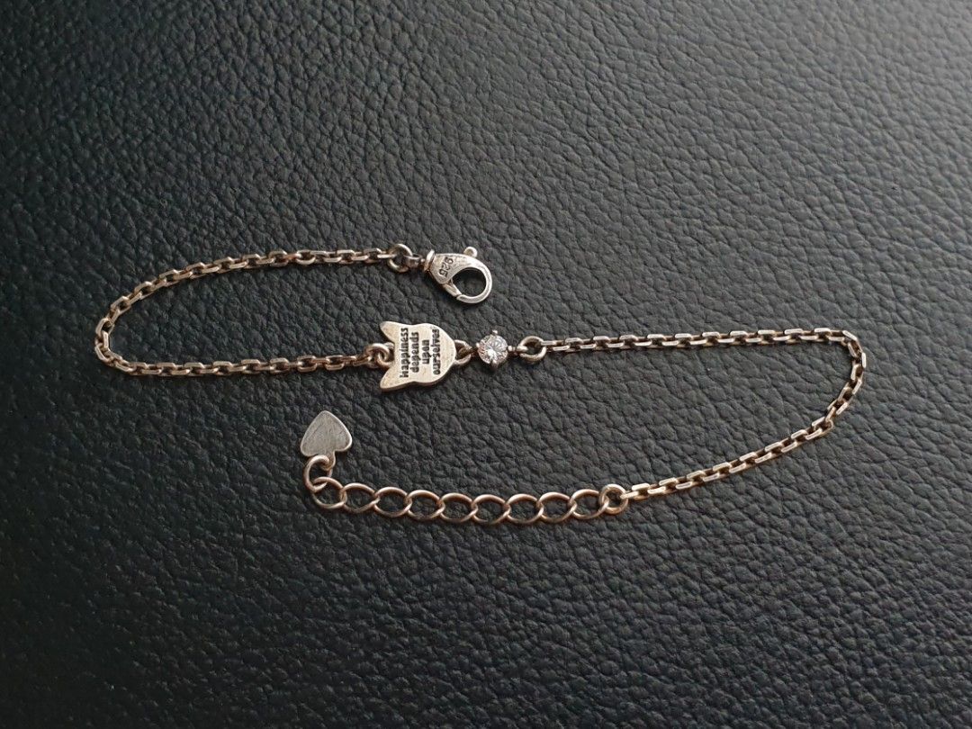 S925 Statement Bracelet (Category: Bracelets) located in Quezon City. Submitted by WasalakTwo (Listing ID 1459626204, Image 2). Description: Bought in Korea Goodcondition Still presentable 15cm to 19cm wrist Open for delivery nationwide.