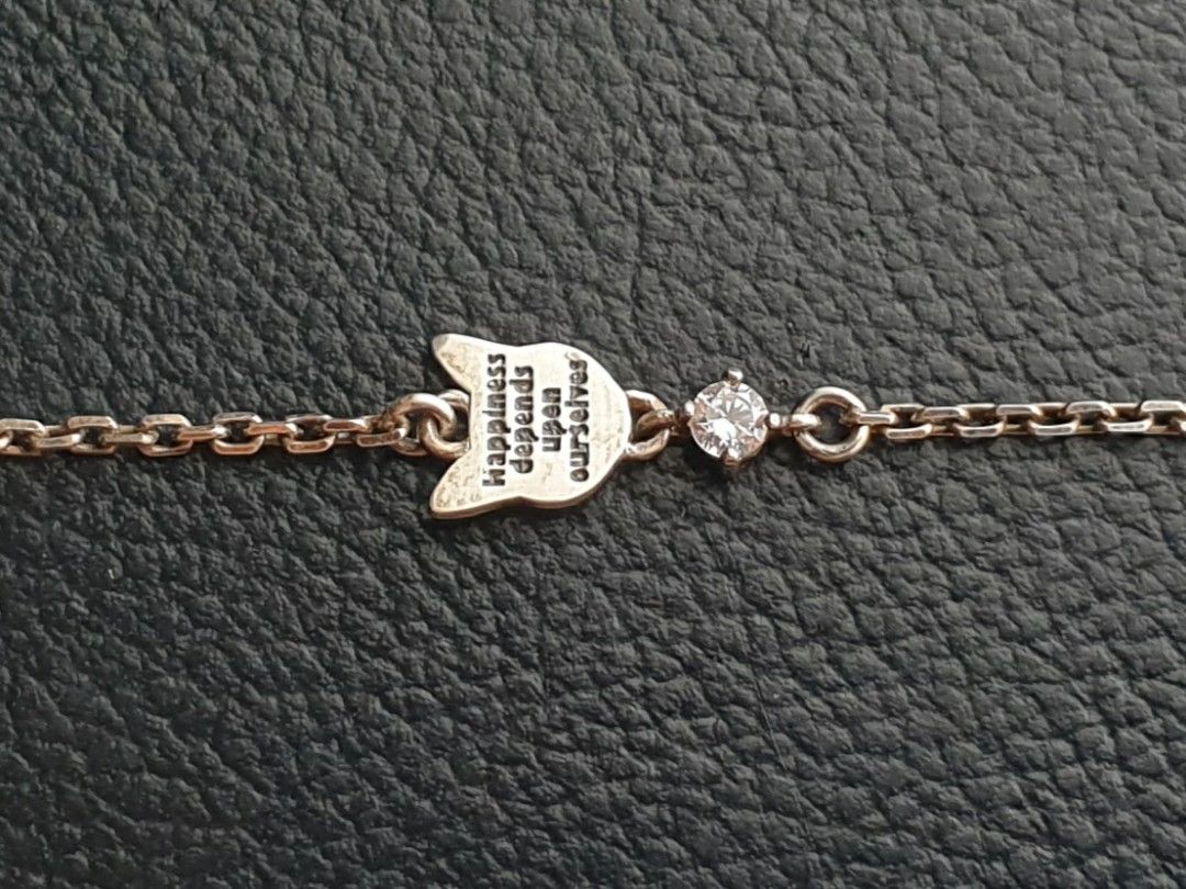 S925 Statement Bracelet (Category: Bracelets) located in Quezon City. Submitted by WasalakTwo (Listing ID 1459626204, Image 3). Description: Bought in Korea Goodcondition Still presentable 15cm to 19cm wrist Open for delivery nationwide.