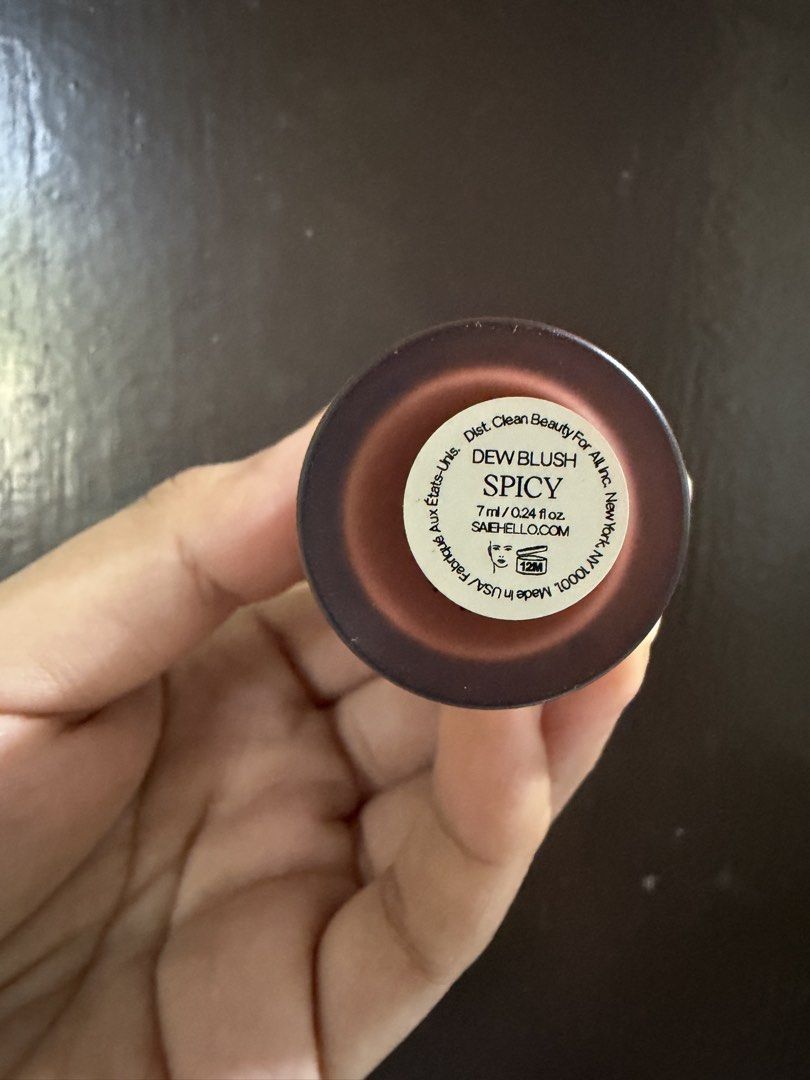 Saie Dew Blush Spicy (Category: Makeup) located in Tuguegarao City. Submitted by pavlene (Listing ID 1459498524, Image 2). Description: - Saie Dew Blush - Shade: Spicy rfs: need funds .
