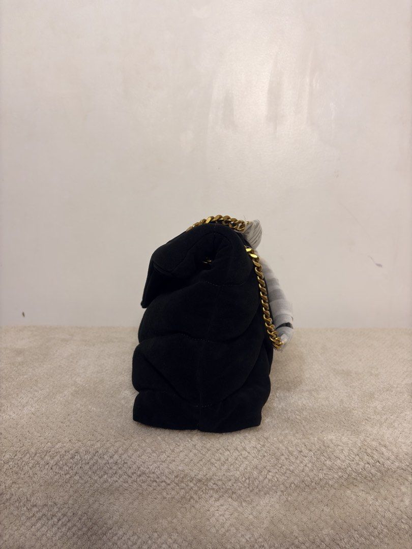 Saint Laurent Loulou Medium (Category: Cross-body Bags) located in Manila. Submitted by bags_archived (Listing ID 1459677577, Image 2). Description: .