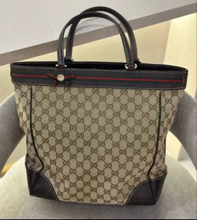 (Category: ) located in . Submitted by hypebranded (Listing ID 1459611952, Image 1). Description: .