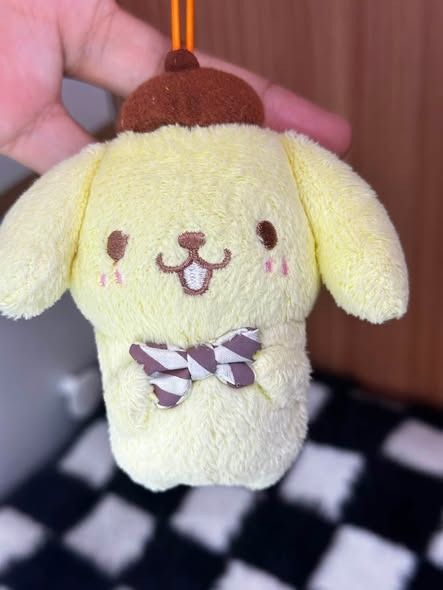 Sanrio 2016 Pompompurin bow tie Bag Charm Strap Keychain (Category: Character Goods) located in Quezon City. Submitted by genie.fluff (Listing ID 1459622352, Image 1). Description: .