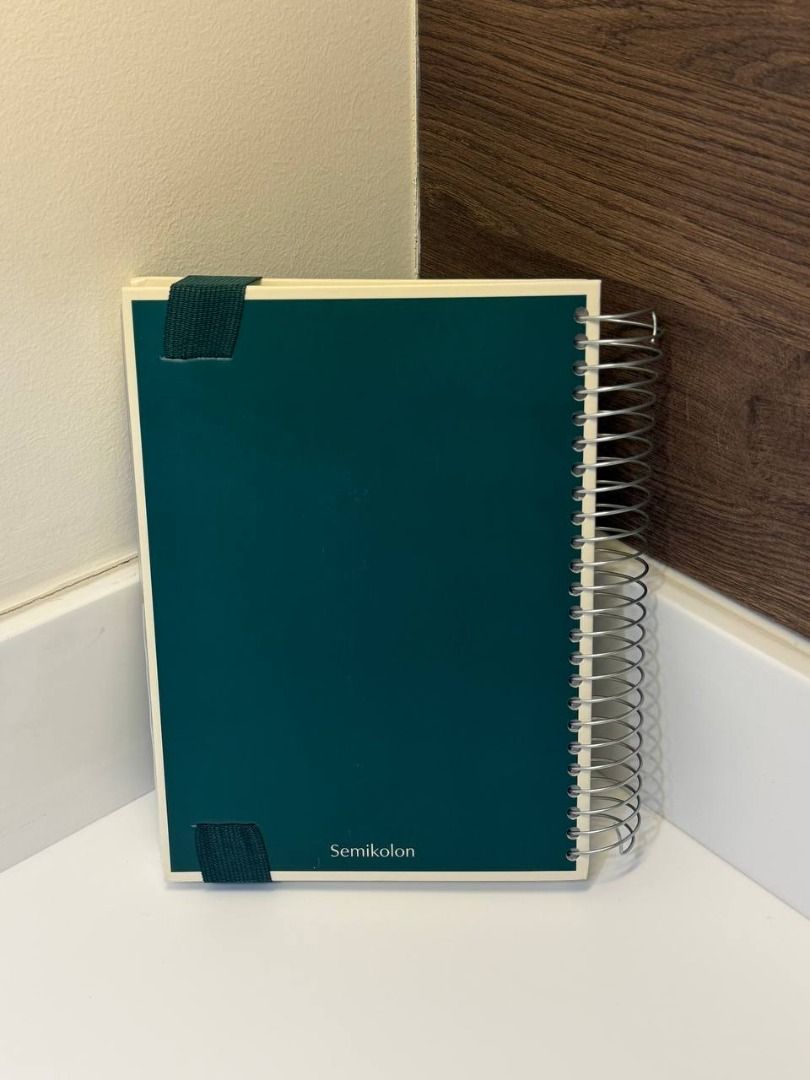 Semikolon - Color Forest - Spiral Notebook Mucho (Category: Stationery & School Supplies) located in Makati City. Submitted by preloveditems_8 (Listing ID 1459617374, Image 2). Description: Practical spiral bound notebook Mucho with 3 different types of rulings offers amazing flexibility for different requirements. It consists of 330 pages separated by transparent tabs: 110 ruled pages, 110 squared pages, and 110 plain pages. Two convenient pocke
