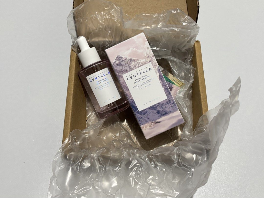 SKIN1004 Madagascar Centella Ampoule (Category: Face Care) located in Manila. Submitted by vastcrystal_15b166 (Listing ID 1459636020, Image 1). Description: 📌LAST PRICE POSTED - SKIN1004 Madagascar Centella Ampoule - 50ml bottle 📍quezon city 💸 gcash/ bpi/ maribank 🚚 jnt (starts at 54 sf) / ggx/ lalamove.