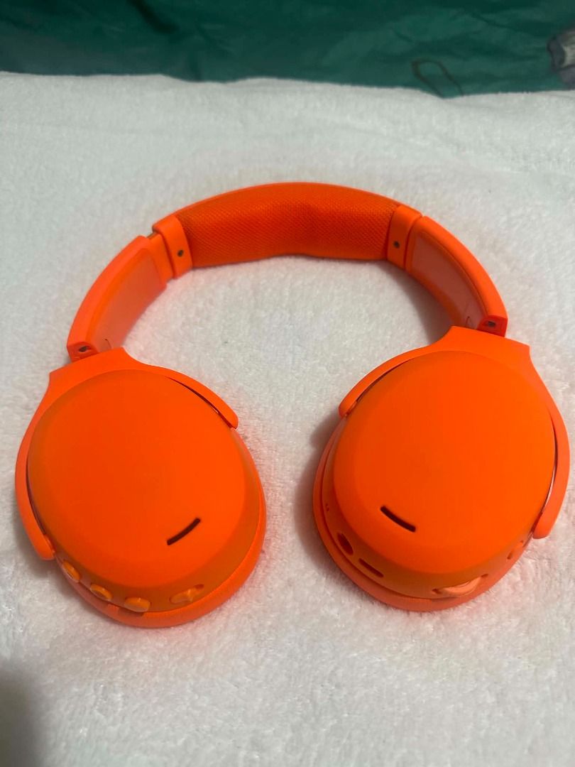 Skullcandy Crusher ANC 2 (Category: Headphones & Headsets) located in Taguig. Submitted by quickcat_b329af (Listing ID 1459556533, Image 2). Description: Skullcandy Crusher ANC 2 for Sale Used only for testing Comes with: Box Usb C Cable Headphone Selling for 9000.