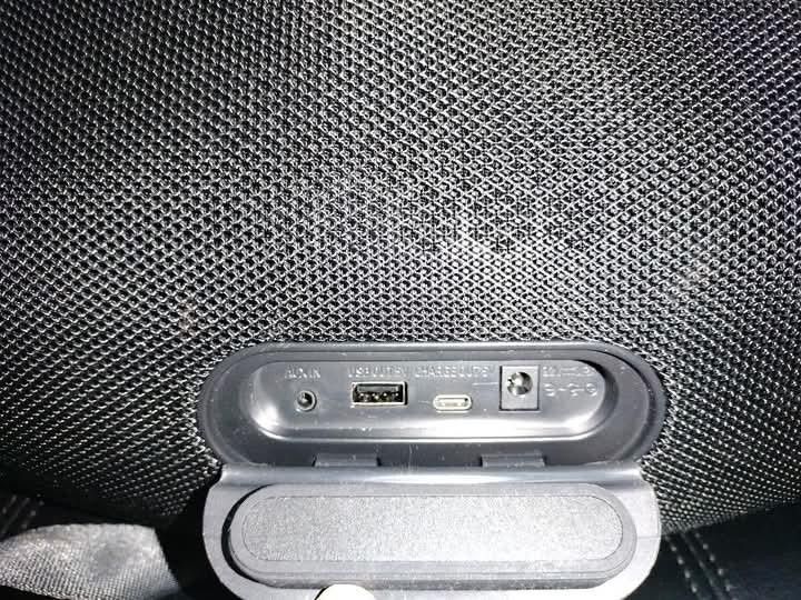Skullcandy Portable Boombox Speaker with Strap (Category: Soundbars, Speakers & Amplifiers) located in Kawit. Submitted by mariefonda (Listing ID 1459591347, Image 3). Description: - Portable black boombox speaker - Features Skullcandy logo - Includes detachable shoulder strap - Connectivity: Aux-in, USB - Charging port included - Orange passive radiators on the sides - Ideal for music on the go.