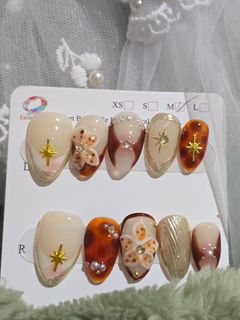 (Category: ) located in . Submitted by jangmiscloset (Listing ID 1459684333, Image 1). Description: .