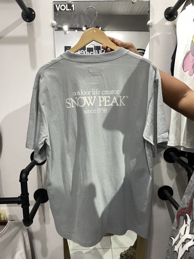 snow peak (Category: Coats, Jackets and Outerwear) located in Manila. Submitted by kyleee_ld (Listing ID 1459599424, Image 3). Description: .
