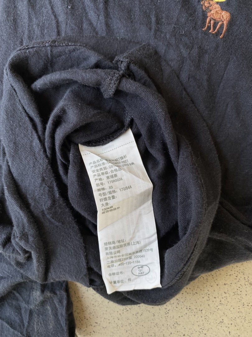 Soft A&F Tee (Category: Shirts) located in Santo Tomas. Submitted by mmnl.pcn (Listing ID 1459514582, Image 3). Description: .