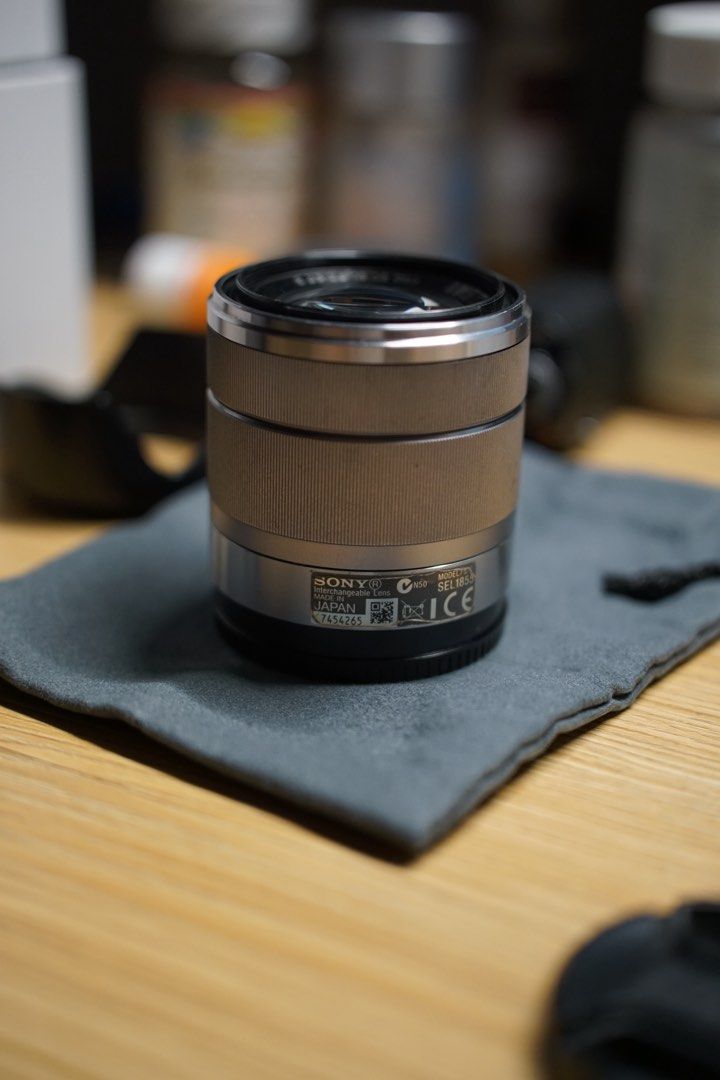 Sony E 3.5-5.6/18-55 OSS Lens (Category: Cameras) located in Bulacan. Submitted by ferdzzz19 (Listing ID 1459538169, Image 2). Description: - Sony E-mount 18-55mm kit lens - Features Optical SteadyShot (OSS) stabilization - Ideal for everyday photography and travel - Includes lens hood - Selling because of gear upgrade - In perfect working condition.