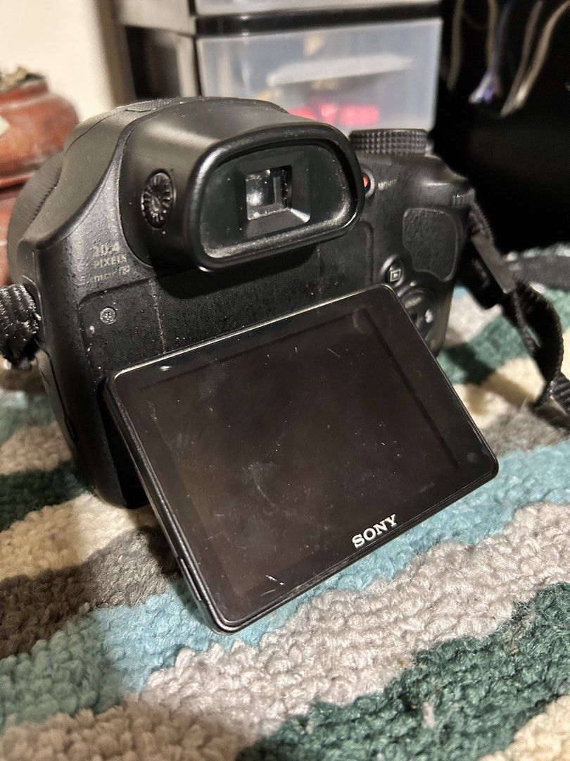 sony hx400v digital camera digicam (Category: Cameras) located in Abucay. Submitted by blebleble67 (Listing ID 1459660082, Image 3). Description: inclusions: unit battery strap sd card 256gb issues: e:62:10 (output not affected) minimal lens dust when zoomed (barely noticeable) can provide sample shots negotiable if sure buyer .