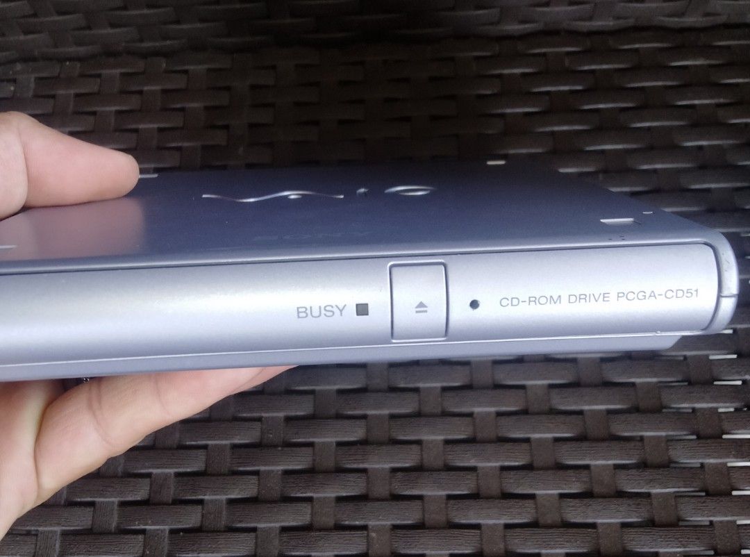 Sony VAIO PCGA-CD51 External CD-ROM Drive (Category: Laptops & Notebooks) located in Davao. Submitted by olkindsofstuff.ph (Listing ID 1459539985, Image 3). Description: Sony VAIO PCGA-CD51 External CD-ROM Drive (interested) possible working P500 freeshipping dm if interested 📩 📩 📩 first to pay basis gcash payment via j&t ✈️ ✈️ ✈️ Davao city location.