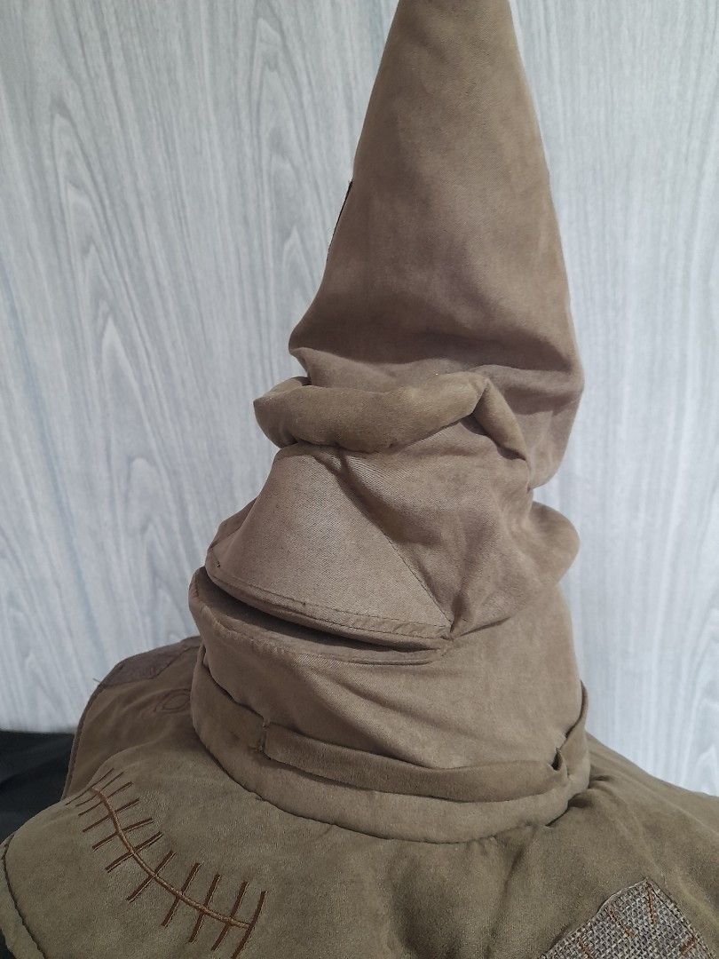 SORTING HAT - Harry Potter Merch (Category: Western Merchandise) located in Cavite. Submitted by csdepot (Listing ID 1459620495, Image 3). Description: sorting hat authentic not sure if still talking as is where is rfs: moving out.