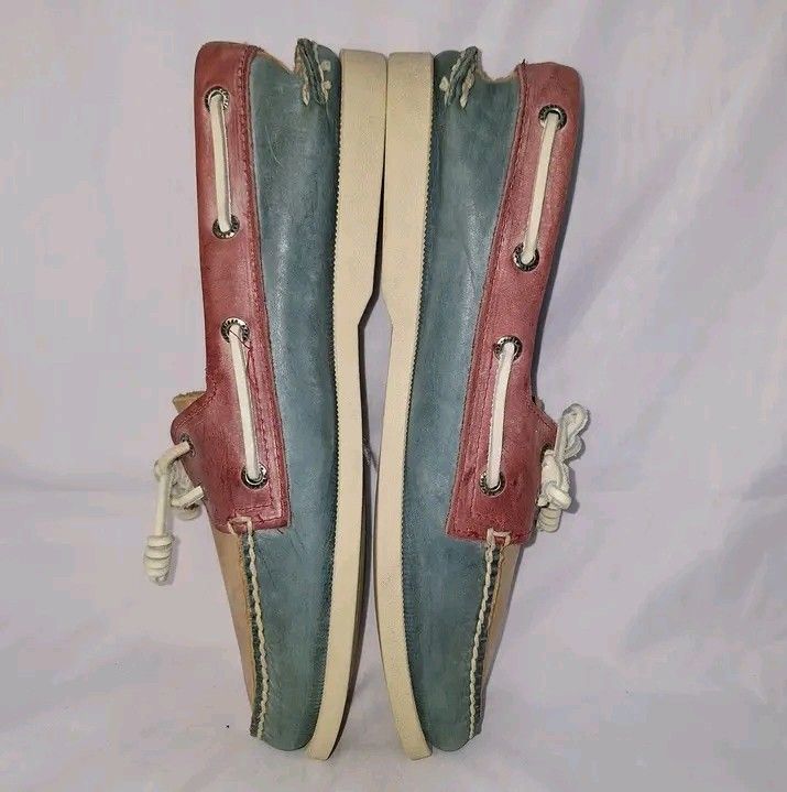 Sperry Top sider Size 9M (Category: Sneakers) located in Abucay. Submitted by source8600 (Listing ID 1459611653, Image 2). Description: .