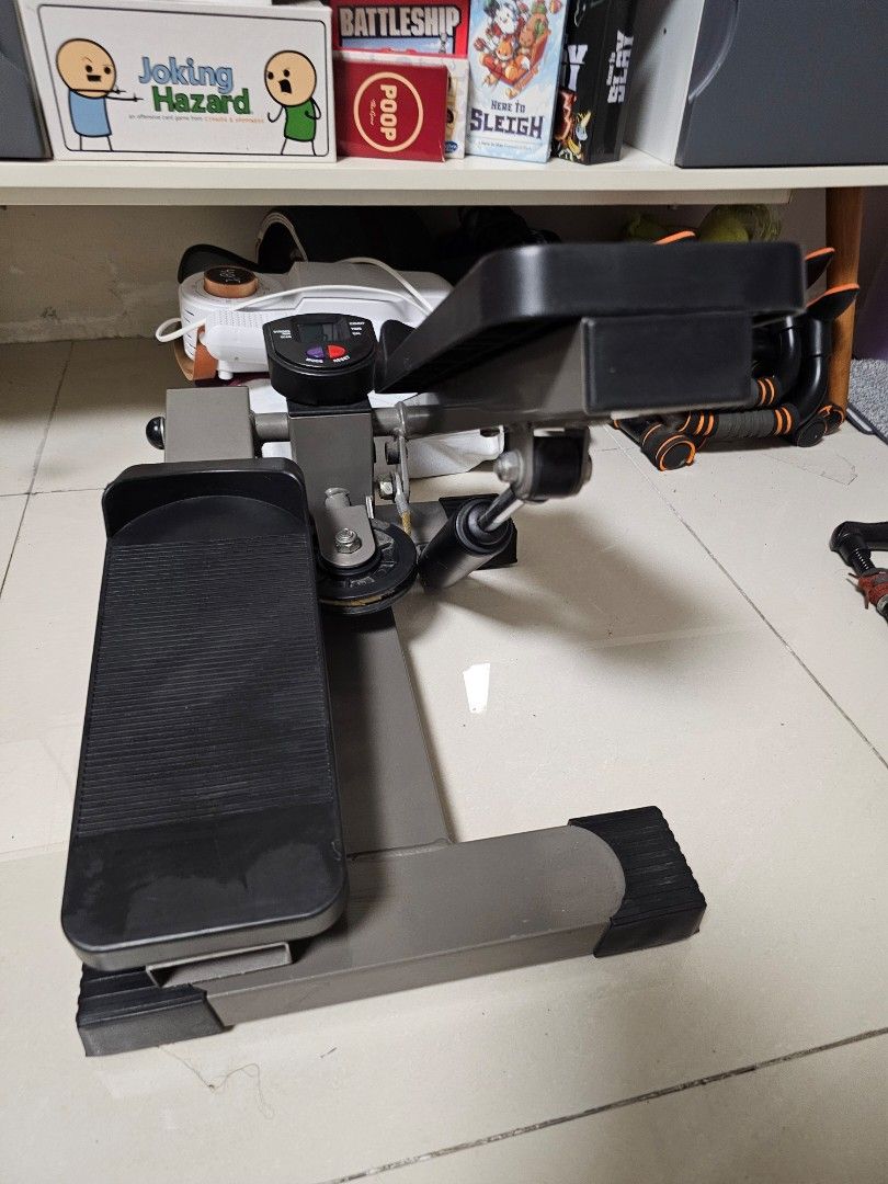 [SRP 4K] Stepper WP-MS86 (Category: Cardio & Fitness Machines) located in Manila. Submitted by minimalistbyheart (Listing ID 1459630341, Image 3). Description: bought at 4k and used less than 10 times handle included - Model: WP-MS86 - Type: Mini Stepper - Features: Includes resistance bands for upper body workout - Benefits: Tones legs and glutes, improves cardio, compact design - Condition: Used, good working order.