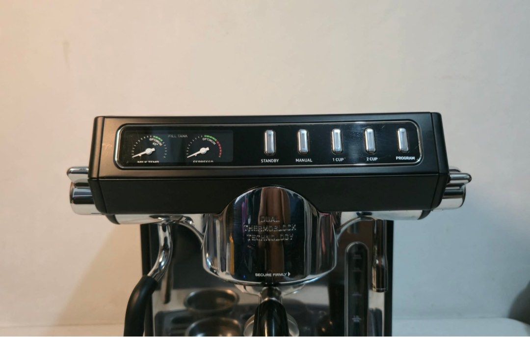 Sunbeam Cafe Series Dual Boiler Espresso Machine (Category: Coffee Machines & Makers) located in Rizal. Submitted by mikz_1303 (Listing ID 1459624043, Image 2). Description: Sunbeam Cafe Series Dual Boiler Espresso Machine Australian mall pull out Used as demo unit Model:EMM7200BK 220V Inclusion 3 filter basket Tamper Portafilter Dozer No issue .