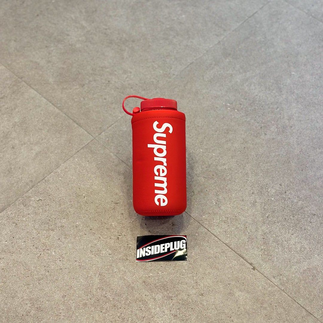 Supreme SS20 Supreme Nalgene 32 oz. Bottle Red (Category: Water Bottles & Tumblers) located in Quezon City. Submitted by inside_plug (Listing ID 1459619098, Image 1). Description: For Sale Supreme SS20 Supreme Nalgene 32 oz. Bottle Red Brandnew Dm us to purchase.