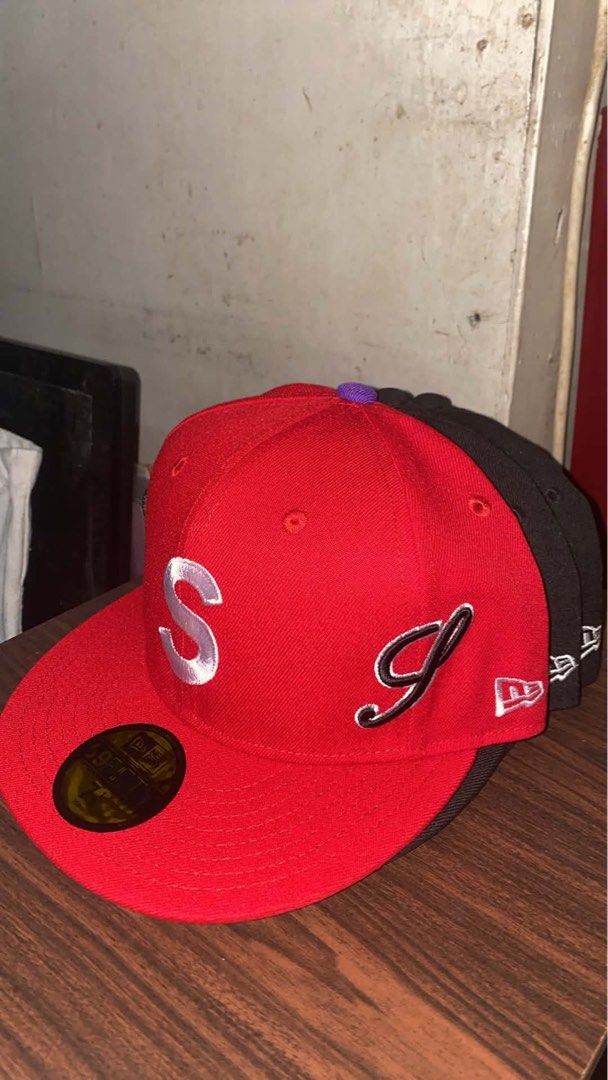 Supreme x New Era Fitted Hat Red (Category: Caps & Hats) located in Manila. Submitted by ch1lleroli82692 (Listing ID 1459606154, Image 1). Description: - Authentic Supreme x New Era fitted hat - Color: Red - Iconic white 'S' logo on the front - New Era logo detail on the side - Includes original brim sticker - Also available in Black.