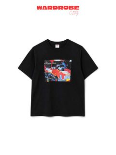 (Category: ) located in . Submitted by wardrobecity (Listing ID 1459501282, Image 1). Description: .