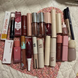 (Category: ) located in . Submitted by declutterwithsha (Listing ID 1459600108, Image 1). Description: .