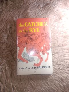 (Category: ) located in . Submitted by fashionnbooks (Listing ID 1459592192, Image 1). Description: .