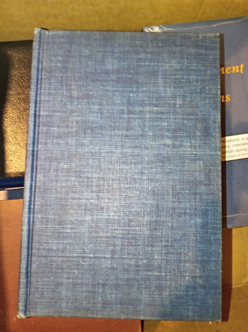 The New English Bible Hardbound (Category: Religion Books) located in Orani. Submitted by shop4bibles (Listing ID 1459675607, Image 1). Description: .