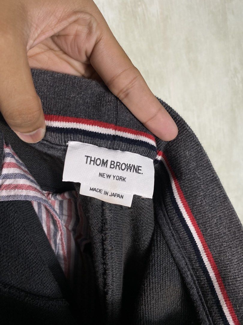 Thom Browne (Category: Shorts) located in Cabanatuan. Submitted by luwer (Listing ID 1459646030, Image 3). Description: Thom Browne Short In good condition check all details minimal fade inner .
