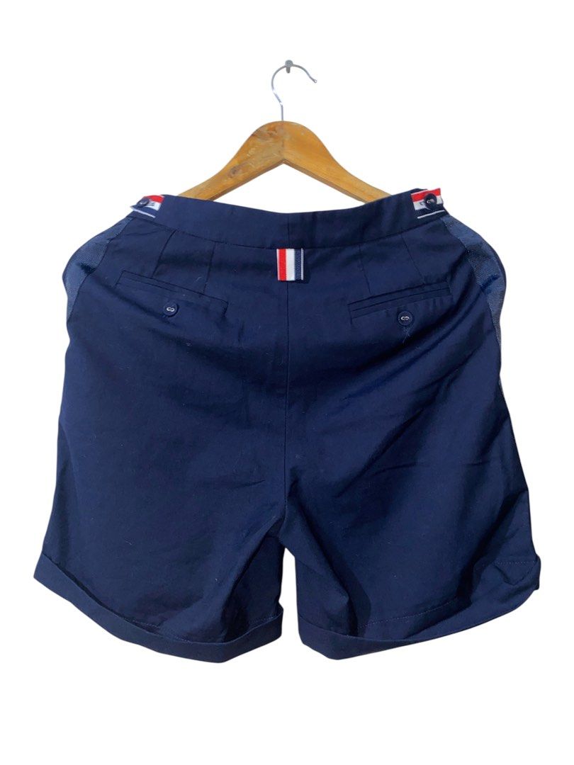 THOM BROWNE Shorts (Category: Luxury Apparel) located in Muntinlupa City. Submitted by ddptgs.thrift (Listing ID 1459513385, Image 2). Description: THOM BROWNE 9.5/10 Condition 9.5/10 Color rate Size Fit to S-M.