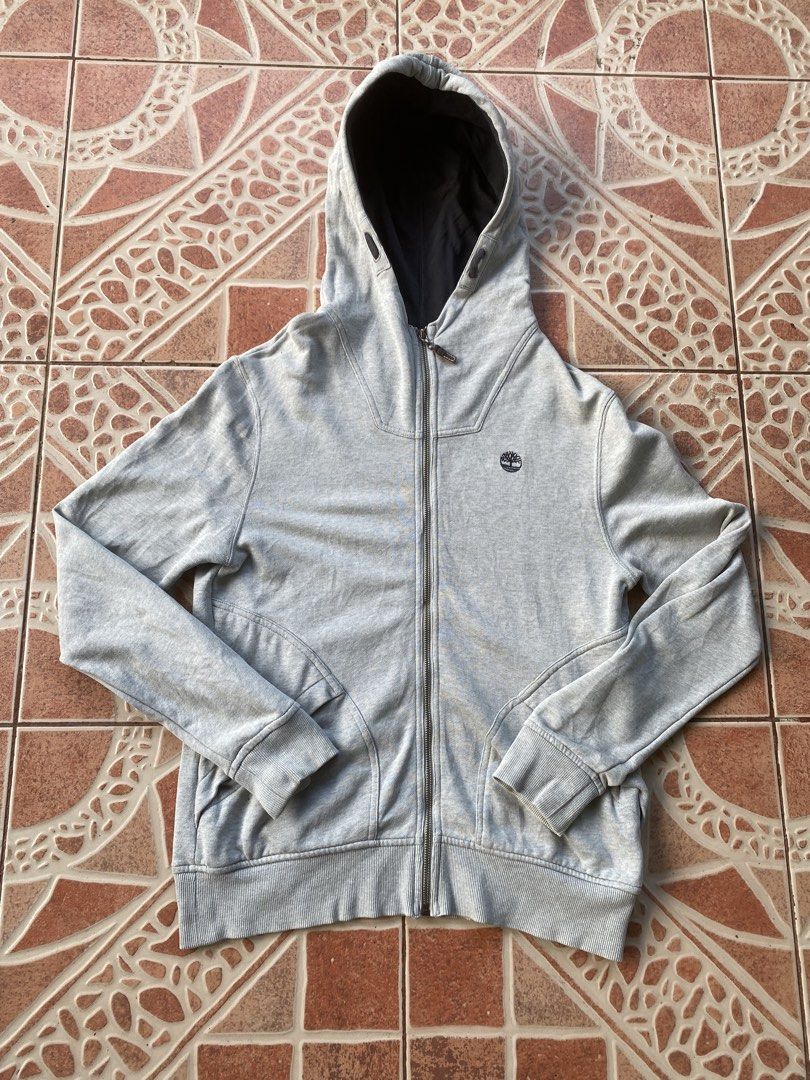 Timberland zip jacket (Category: Coats, Jackets and Outerwear) located in Cebu City. Submitted by griftandgrind (Listing ID 1459595233, Image 1). Description: Timberland zip jacket Excellent condition no issue Color rate: 9.5/10 Size M on tag (20W 26L) Details already posted 385 ship fix .