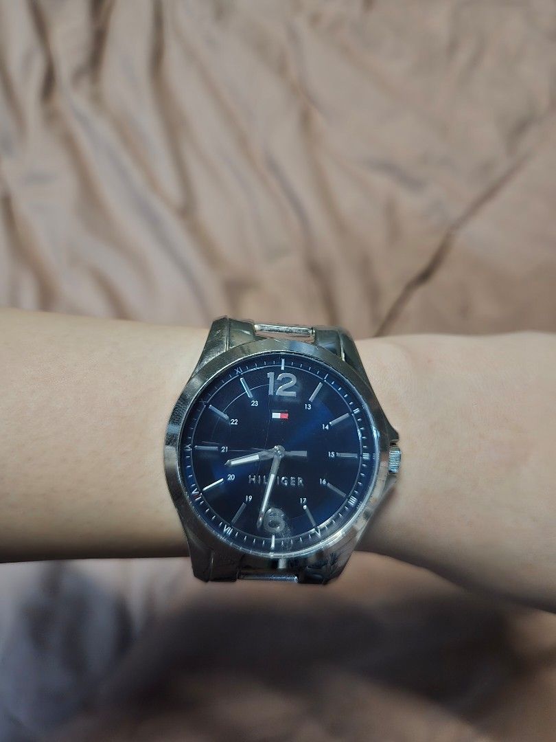 Tommy Hilfiger Men's Watch Blue Dial (Category: Men's Watches) located in Manila. Submitted by oki.ukay (Listing ID 1459617234, Image 1). Description: - Authentic Tommy Hilfiger watch - Stylish blue dial - Durable stainless steel band - Clear time display - Brand new -sizes on the picture -Location: san andres manila.