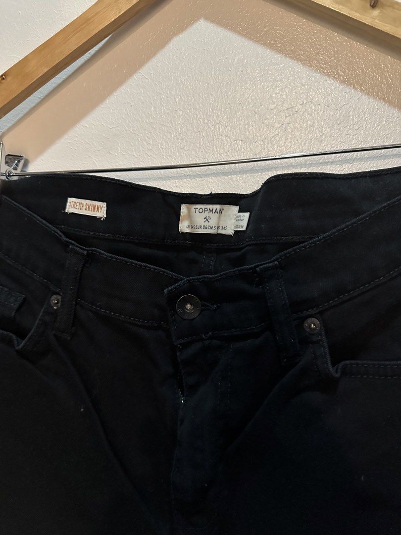 Topman Black Stretch Skinny Jeans (Category: Jeans) located in Quezon City. Submitted by heiressofpersia80 (Listing ID 1459494422, Image 2). Description: - Brand: Topman - Color: Black - Fit: Stretch Skinny - Size: UK 34 / EUR 34S - Closure: Button and zip - Pockets: Classic five-pocket style - Occasion: Good for everyday wear.