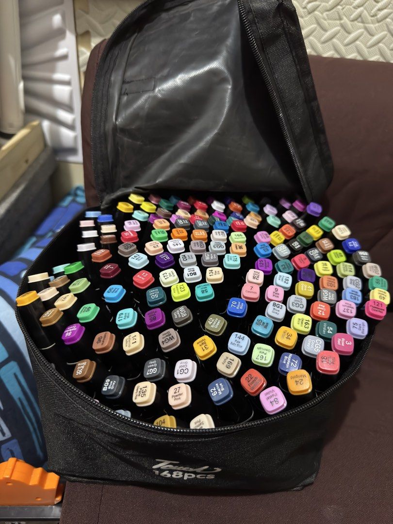 Touch Markers (120 and 168 pcs available) with Carrying Case (Category: Stationery & School Supplies) located in Mandaluyong City. Submitted by kendykeyn (Listing ID 1459613629, Image 2). Description: These are almost brand new, I just used maybe 6markers for content creation 120pcs 300.00 168pcs 400.00 Get both for Php600.00.