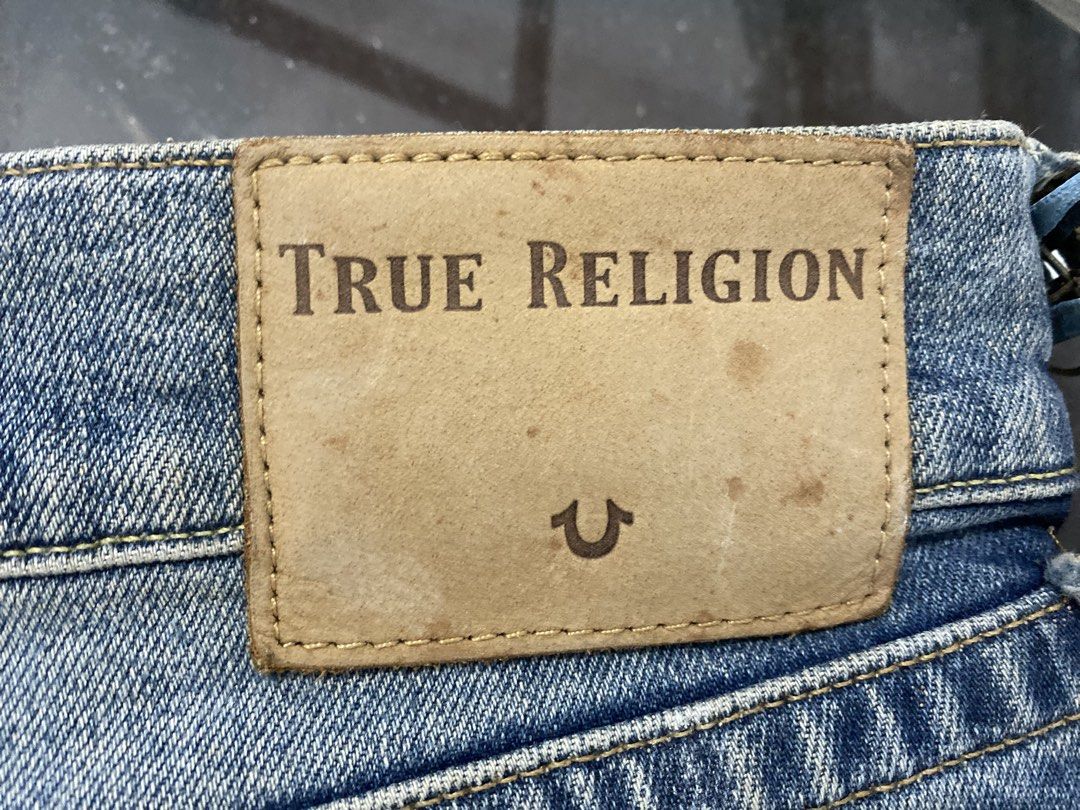 True Religion Jeans (Category: Jeans) located in San Jose del Monte. Submitted by herbsman05 (Listing ID 1459624643, Image 1). Description: Bnew True Religion Jeans True Religion Rocco Relaxed Skinny Jeans Size 40 waist / 32 length Bought in Canada No hang tags but never used Freebie: True Religion T-shirt Used but in good condition Size XXL Pm for offers and other pics Location: San Jose del Monte Bulacan Open for shipping or Lalamove At buyers 