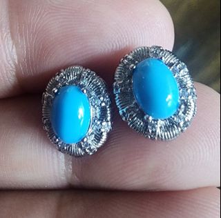 (Category: ) located in . Submitted by chrinathalie (Listing ID 1459565236, Image 1). Description: .
