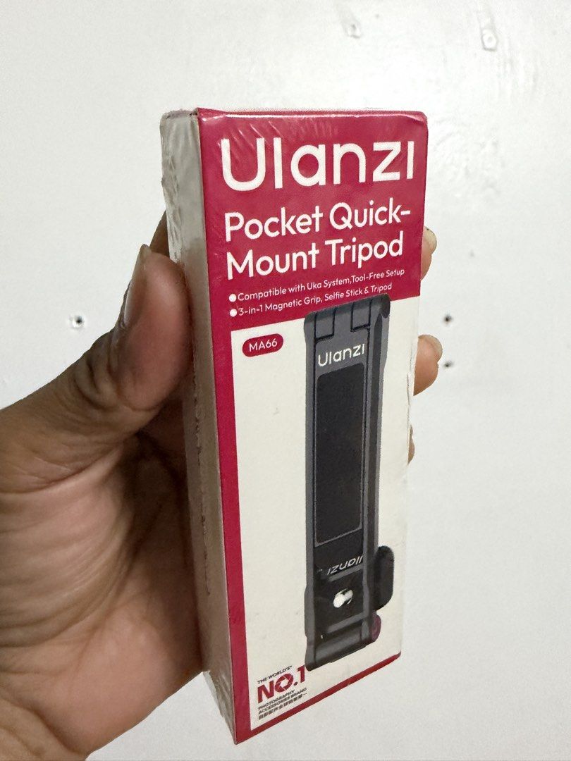 Ulanzi (Category: Camera Bags & Carriers) located in Taytay. Submitted by murahubblueapppage (Listing ID 1459660721, Image 3). Description: Sealed lahat Take all nalang 4999.