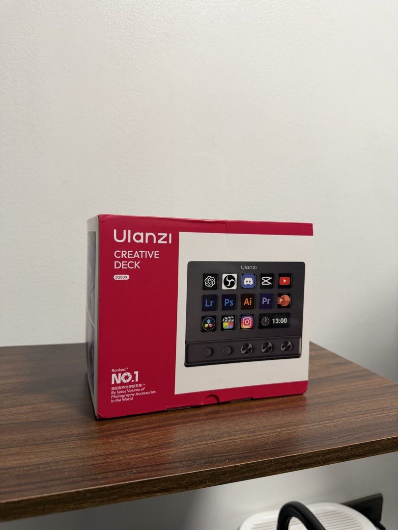 Ulanzi Creative Deck D200x (Alternative for Stream Deck) (Category: Computer Parts) located in Pasig City. Submitted by matthewpilapil (Listing ID 1459680925, Image 2). Description: Ulanzi Creative Deck For Sale Got it ng 5,000Php sa orange app. Selling for 3,900PHP Best use for streamers. (Good alternative sa stream deck) Complete Set w/ box RFS: Nakatambak lang, di na nagagamit. Pickup/Shipping Shipping Fee should be shoulder by buyer..