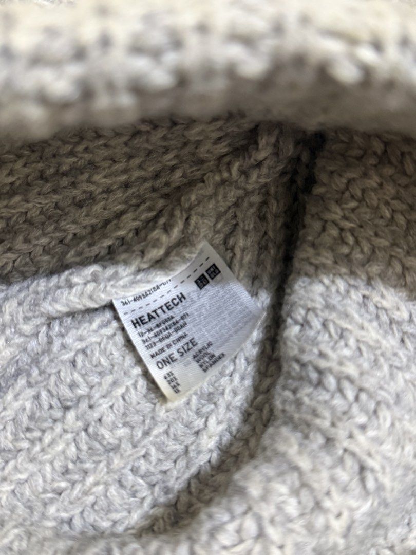 Uniqlo beanie (Category: Coats, Jackets and Outerwear) located in Muntinlupa City. Submitted by thriftsupplyco (Listing ID 1459655154, Image 3). Description: Uniqlo beanie Good condition.