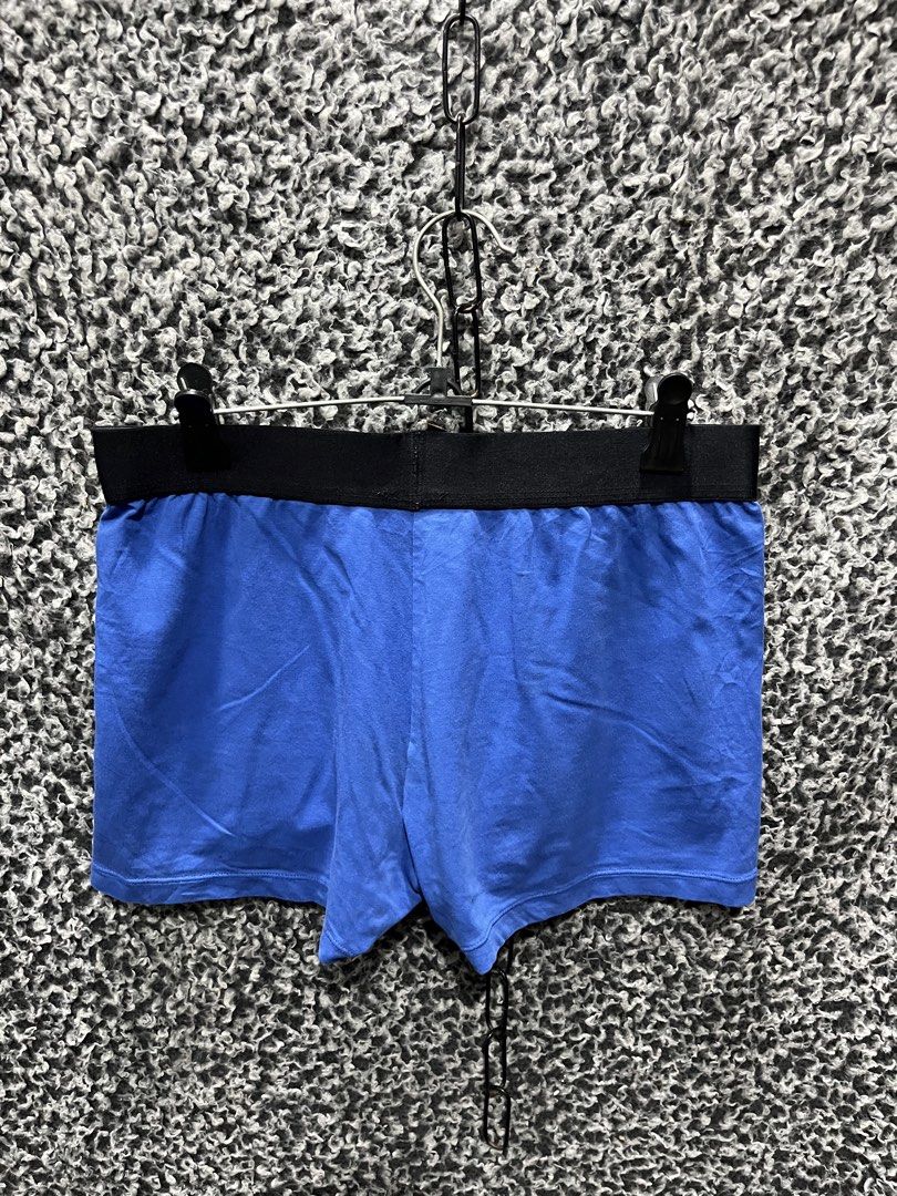 Uniqlo x Alexander Wang Inner Short | Size M (Category: Shorts) located in General Trias. Submitted by z_rchustlin.4 (Listing ID 1459619071, Image 3). Description: auth.