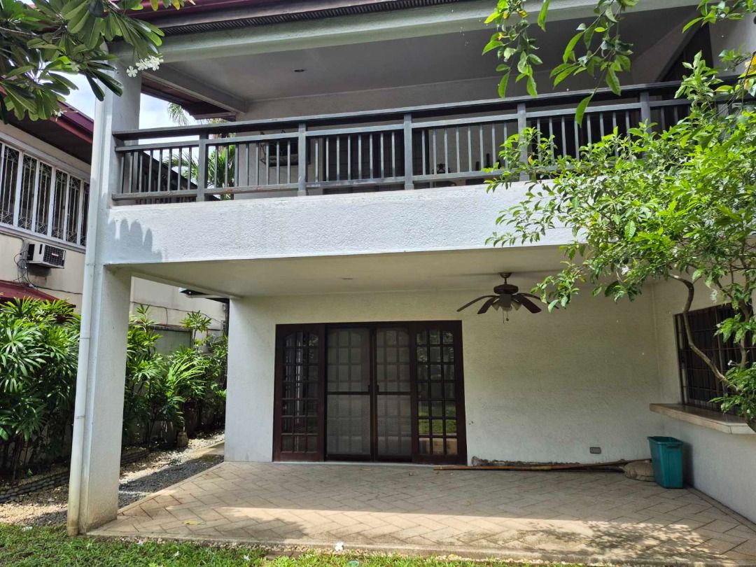 Valle Verde House For Sale (Category: House & Lot) located in Manila. Submitted by BestBuysPhProperties (Listing ID 1459516781, Image 3). Description: ♨️ BEST VALUE / PRIME TO REDEVELOP 2-Storey House & Lot for Sale in VALLE VERDE 5, Pasig ✨ PREMIUM LOCATION & BUILD-READY IN ORTIGAS'S MOST EXCLUSIVE VILLAGE ✨Opportunities like this are rare in Valle Verde 5. This prime 2-story property serves as the perfect blank canvas—whether you are looking to