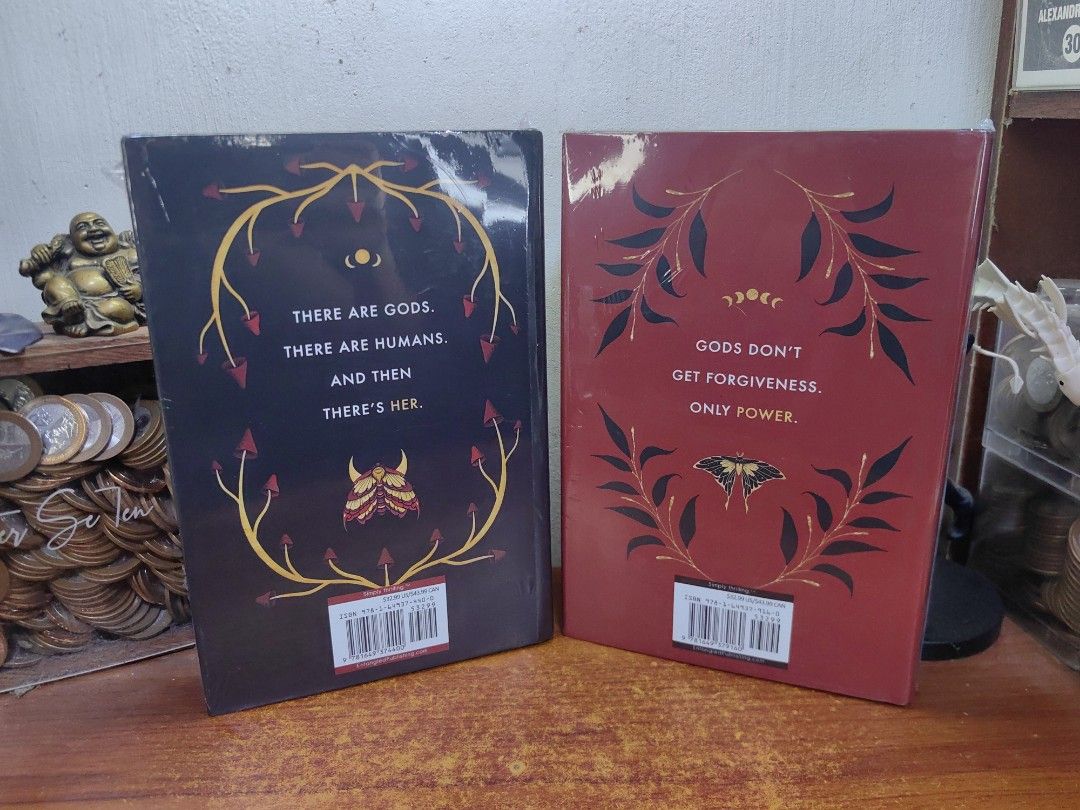 Vallendor Duology Deluxe Edition (Category: Storybooks) located in Tarlac. Submitted by chapterse7en (Listing ID 1459597905, Image 2). Description: IMPORTANT: Serious buyers only. Lowballers and unresponsive buyers who ghost the chat will be automatically BLOCKED. Please do not message if you have no real intention of purchasing. Thank you for respecting my time. Brandnew Remaindered Copy Hardcover Deluxe Edition 650 - each book 1,200 - if set Mo
