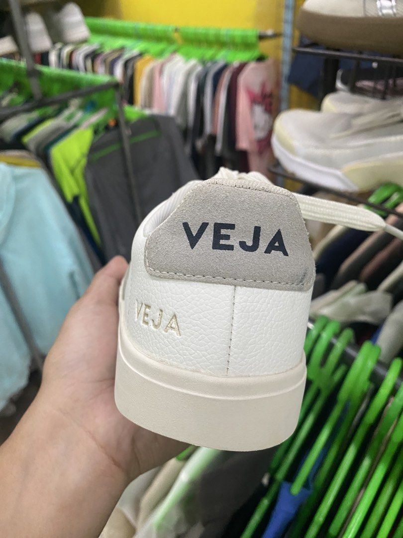 veja (Category: Sneakers) located in Manila. Submitted by vizcarrach03925 (Listing ID 1459530611, Image 3). Description: .