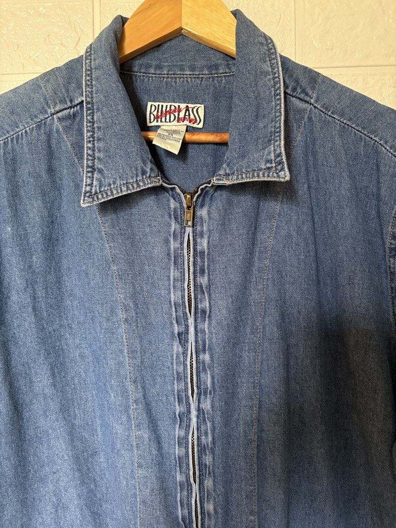 Vintage Bill Blass Denim Jacket (Category: Coats, Jackets and Outerwear) located in Batangas. Submitted by purple_and_orange (Listing ID 1459531198, Image 3). Description: - Classic blue denim jacket - Short sleeves with rolled cuff detail - Full zip front closure - Two large front pockets - Collared neckline - Ideal for casual layering.