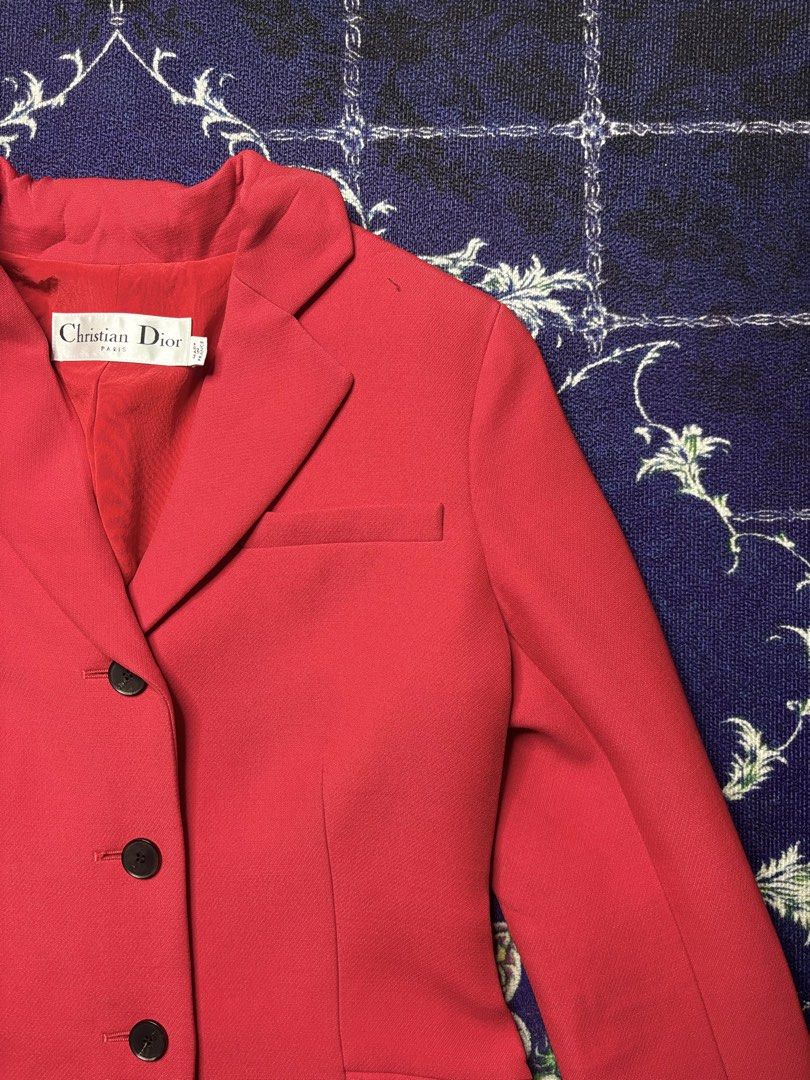 Vintage Christian Dior Three-button Blazer (Category: Coats, Jackets and Outerwear) located in Valenzuela. Submitted by telagram (Listing ID 1459559303, Image 3). Description: .