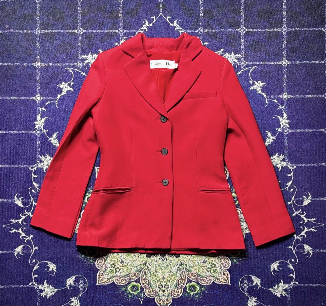 Vintage Christian Dior Three-button Blazer (Category: Coats, Jackets and Outerwear) located in Valenzuela. Submitted by telagram (Listing ID 1459559303, Image 1). Description: .