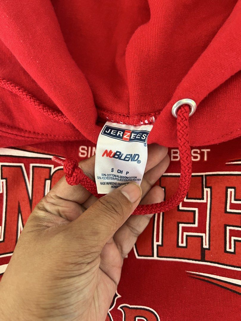 Vintage Engineers RPI Hoodie (Category: Hoodies) located in Buenavista. Submitted by sams.thrift (Listing ID 1459547296, Image 3). Description: Excellent condition 19x25.5.
