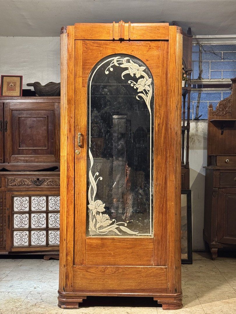 Vintage Solid Narra Wardrobe Aparador (Category: Shelves, Cabinets & Racks) located in Manila. Submitted by sinaunang_gamit (Listing ID 1459595806, Image 1). Description: Vintage Solid Narra Wardrobe Aparador Height: 73 inches Length: 32 inches Width: 18 inches ₱10k.
